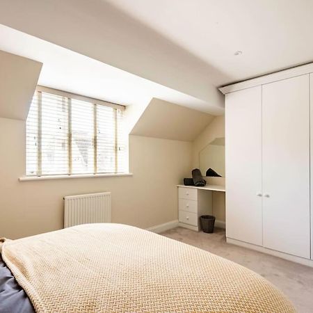 Central Village Cottage, The Corders Moreton-in-Marsh ภายนอก รูปภาพ